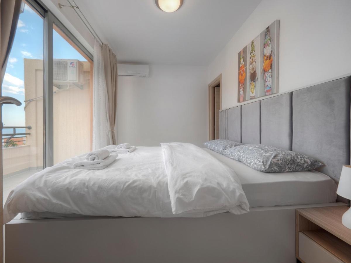 Sea View Two Bedroom Family Apartment With Pool - Sunset Ivanovici Bečići Екстериор снимка